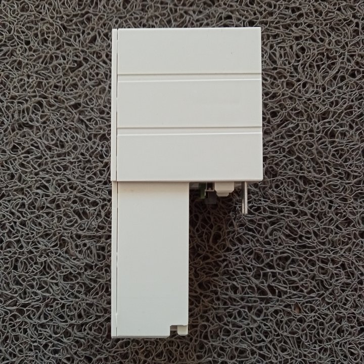 LENZE通訊模塊E84AYCERVS (5)