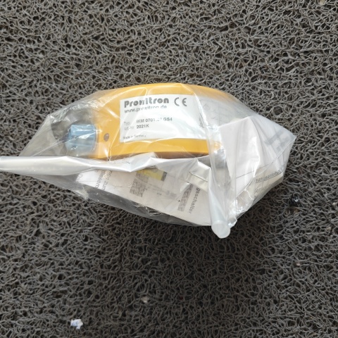 電感式接近開關(guān) IKM 070T