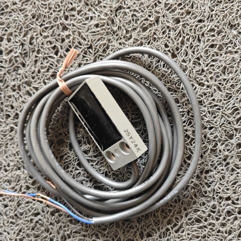 接近開關 TL-W5E1 2M (1)