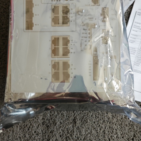 交換機1783-HMS8T4CGN (4)