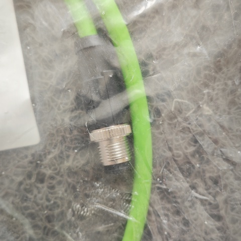 網(wǎng)絡(luò)電纜1407524 (5)