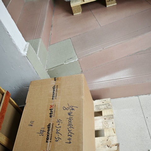 伺服電機 R911332590 MSK101D-0200-NN-M1-RG2-NNNN (2)