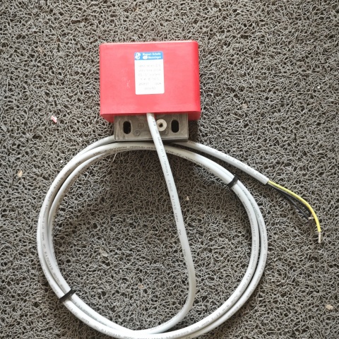 振動(dòng)器YZAW 080 X00 D19 (1)