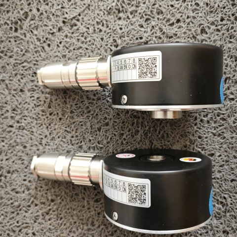 編碼器 HWI80S-1261R121-1500 (3)