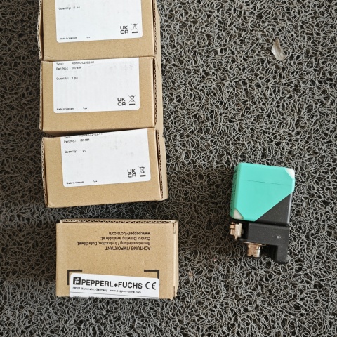 接近開(kāi)關(guān) NBN40-L2-E2-V1 (3)