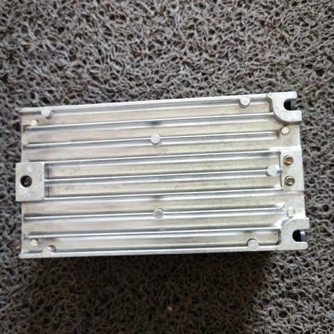 變頻器FR-D720-0 (5)