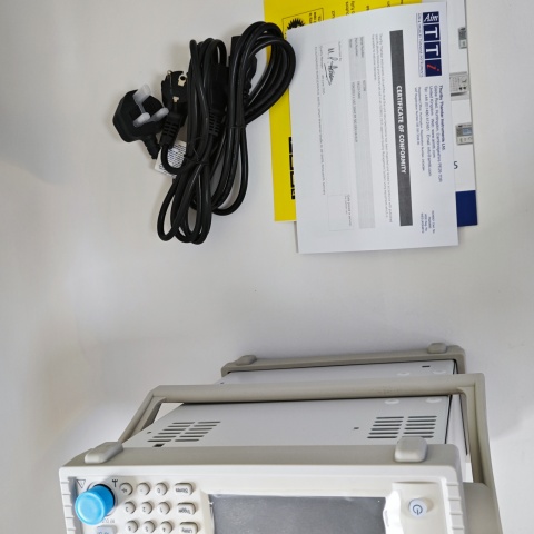 射頻信號(hào)發(fā)生器TGR2053-U01 (3)