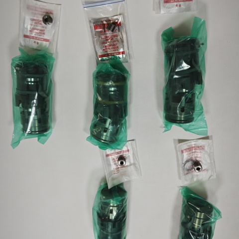 拉爪帶鎖緊螺栓 95