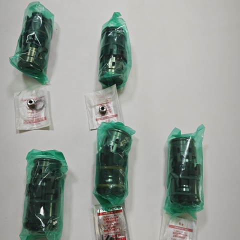 拉爪帶鎖緊螺栓 95