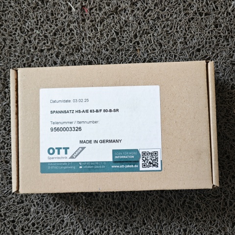 拉爪帶鎖緊螺栓 95