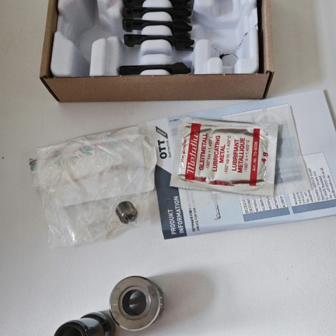 拉爪帶鎖緊螺栓95