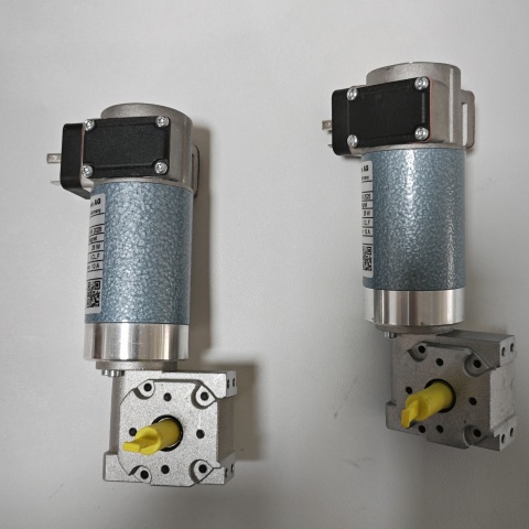 齒輪電機GNM 2636-G1 (2)