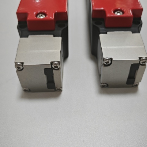 安士能開關(guān) 106232 (9)