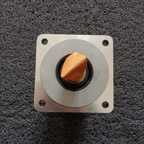 伺服電機(jī)HF-KP73BJKW04-S2 (9)