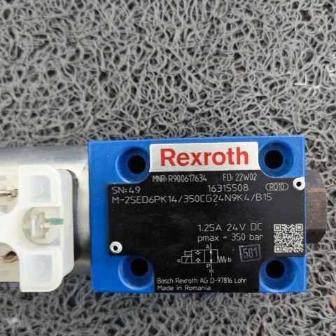 閥M-2SED6PK1X350CG24N9K4B15 (2)