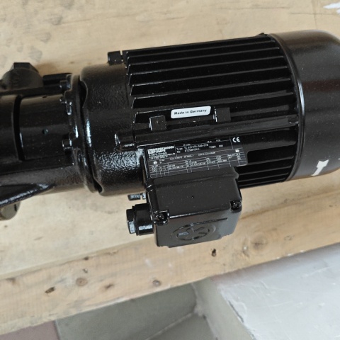 泵TC63270-560-X+578 (3)